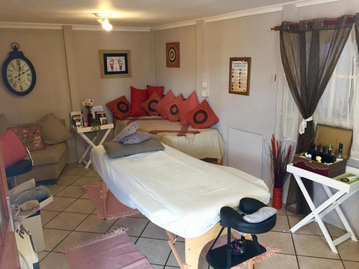 Jembjo'S Knysna Lodge & Backpackers Exterior photo