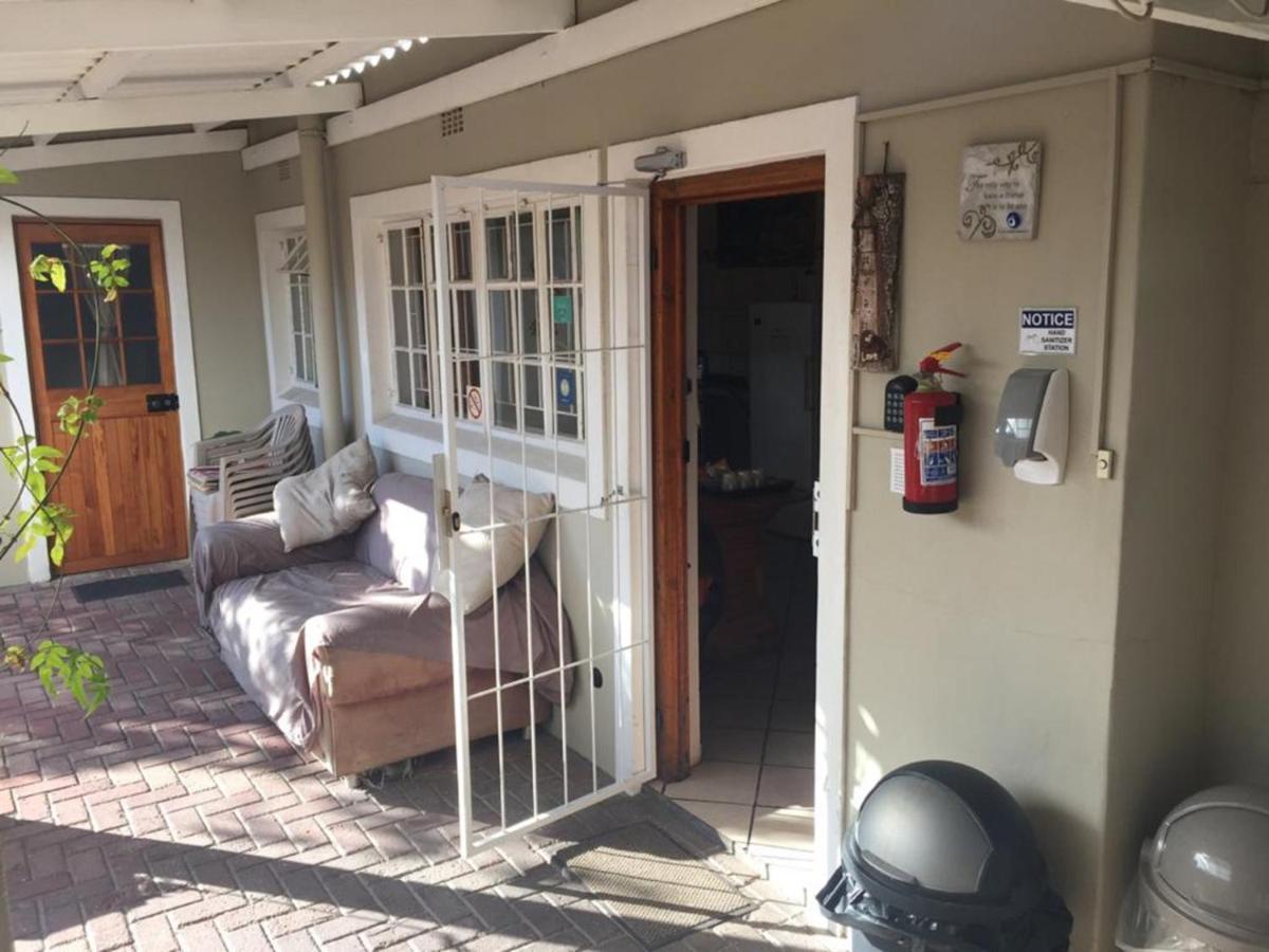 Jembjo'S Knysna Lodge & Backpackers Exterior photo