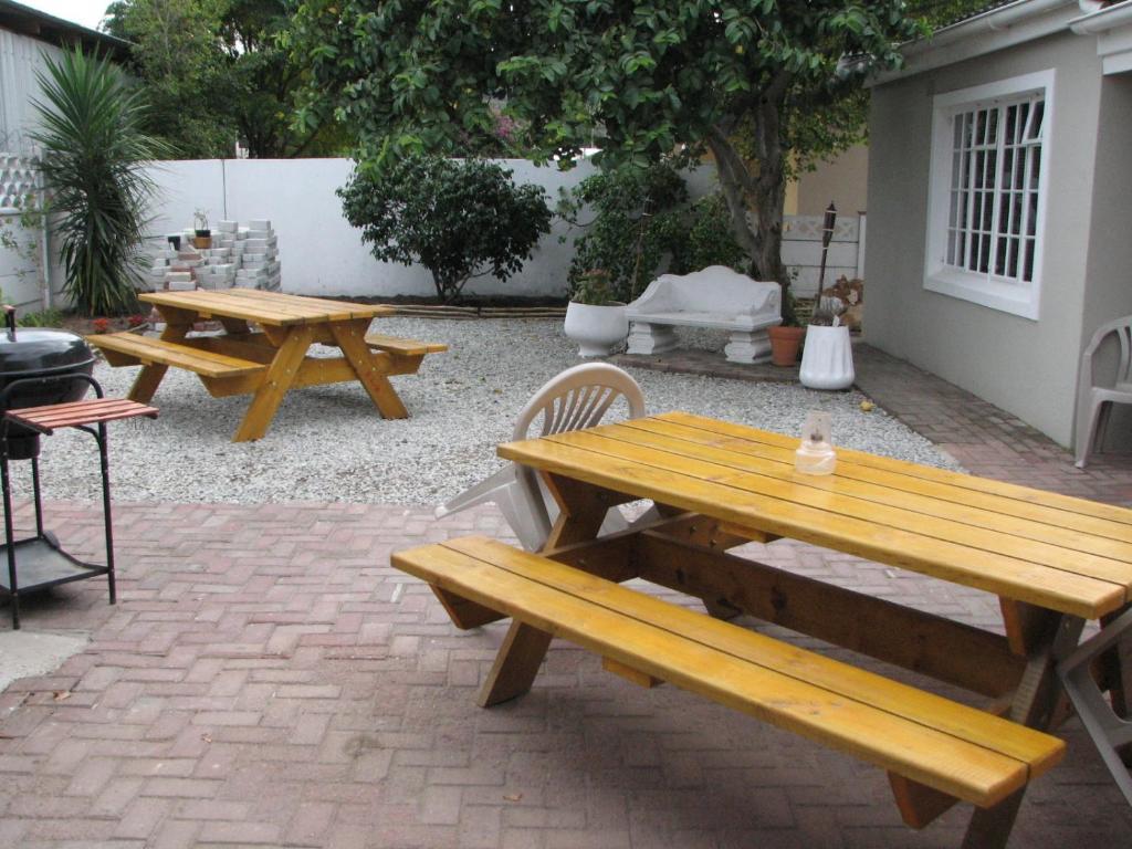 Jembjo'S Knysna Lodge & Backpackers Exterior photo