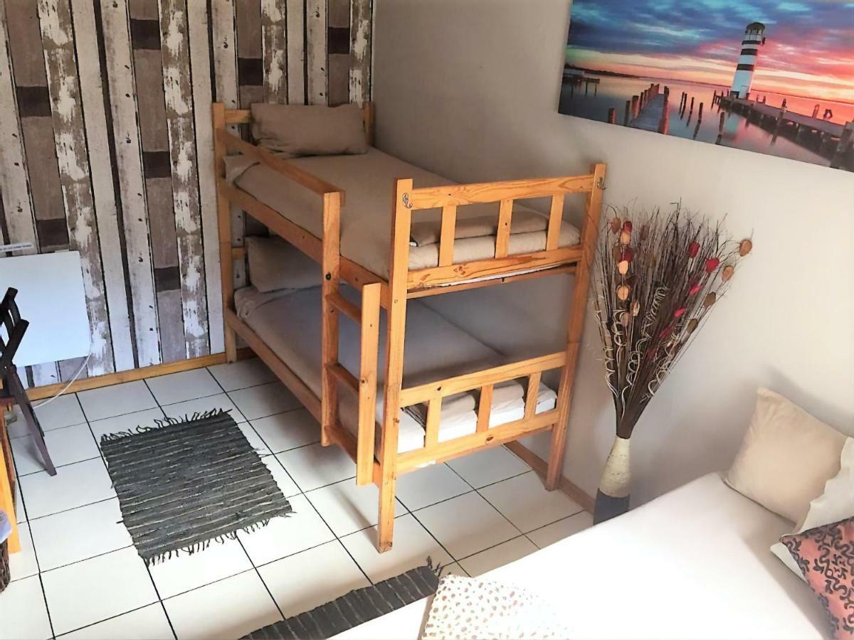 Jembjo'S Knysna Lodge & Backpackers Exterior photo