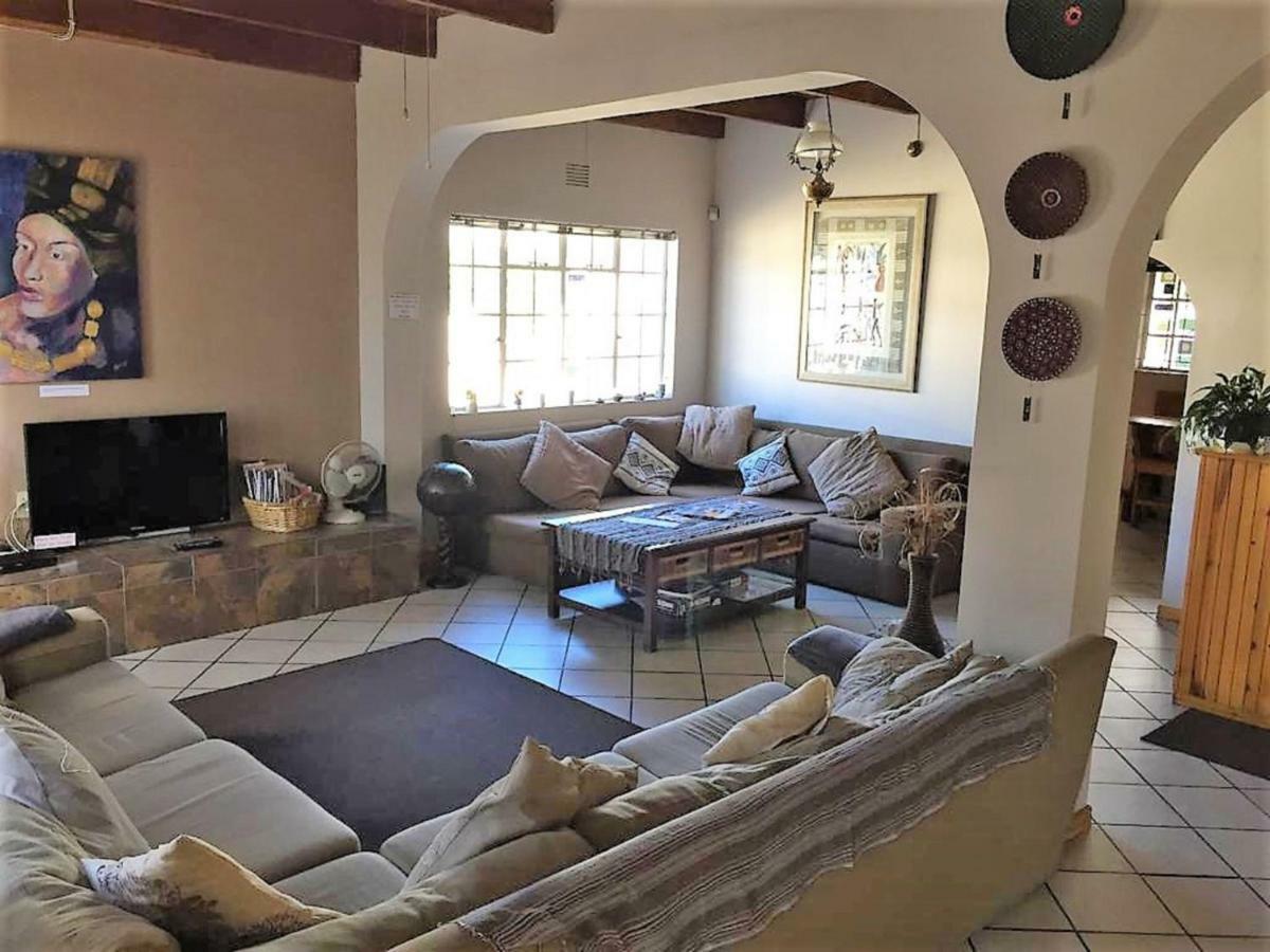 Jembjo'S Knysna Lodge & Backpackers Exterior photo
