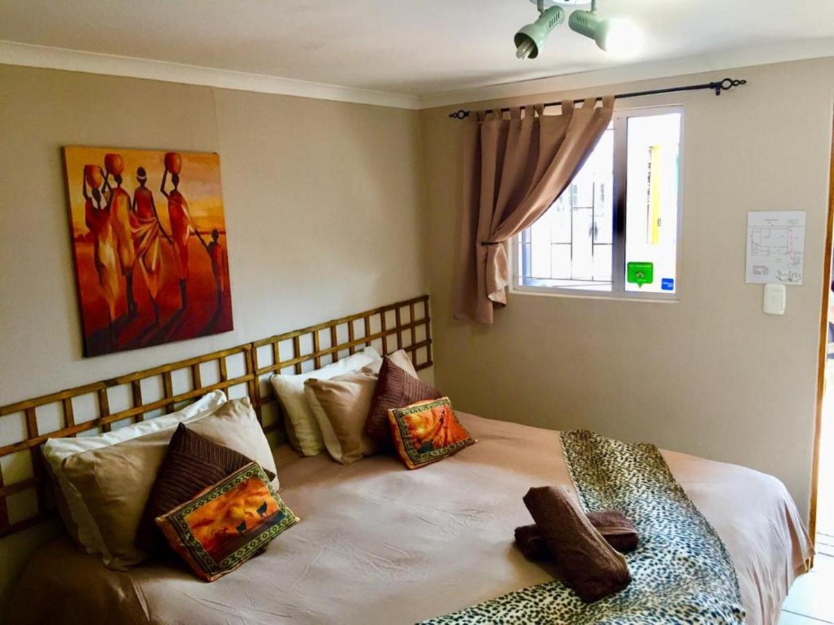 Jembjo'S Knysna Lodge & Backpackers Exterior photo