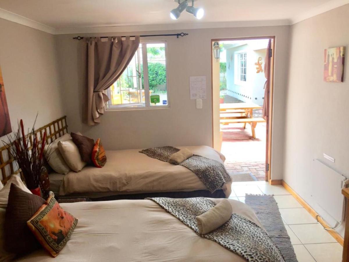 Jembjo'S Knysna Lodge & Backpackers Exterior photo